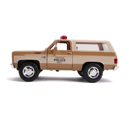 Jada Toys Stranger Things Модель Машинки 1:24 1980 Chevy K5 Blazer W/Badge 31111