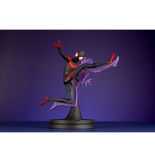 Фигурка SPIDER-MAN: Into the SPIDER-VERSE MILES MORALES Hero suit ver. ARTFX+ STATUE