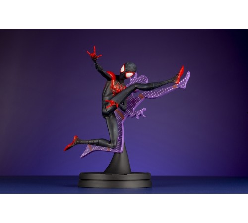 Фигурка SPIDER-MAN: Into the SPIDER-VERSE MILES MORALES Hero suit ver. ARTFX+ STATUE