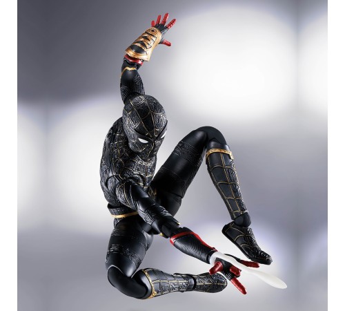 Фигурка S.H. Figuarts Человек Паук Spider-Man ［Black & Gold Suit］(Spider-Man: No Way Home) Special Set 630070