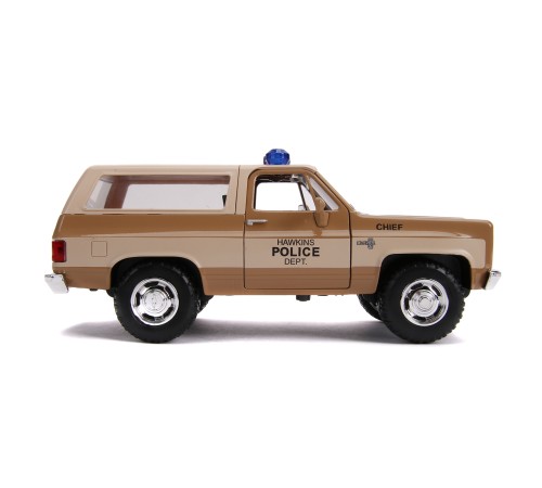 Jada Toys Stranger Things Модель Машинки 1:24 1980 Chevy K5 Blazer W/Badge 31111