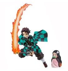 Фигурка Figma Demon Slayer: Kimetsu no Yaiba Tanjiro Kamado DX Edition 4545784067017