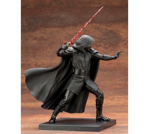 Фигурка Kotobukiya Artfx+: Star Wars – Kylo Ren (17,5 см)