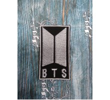 Нашивка вышитая лого группы 